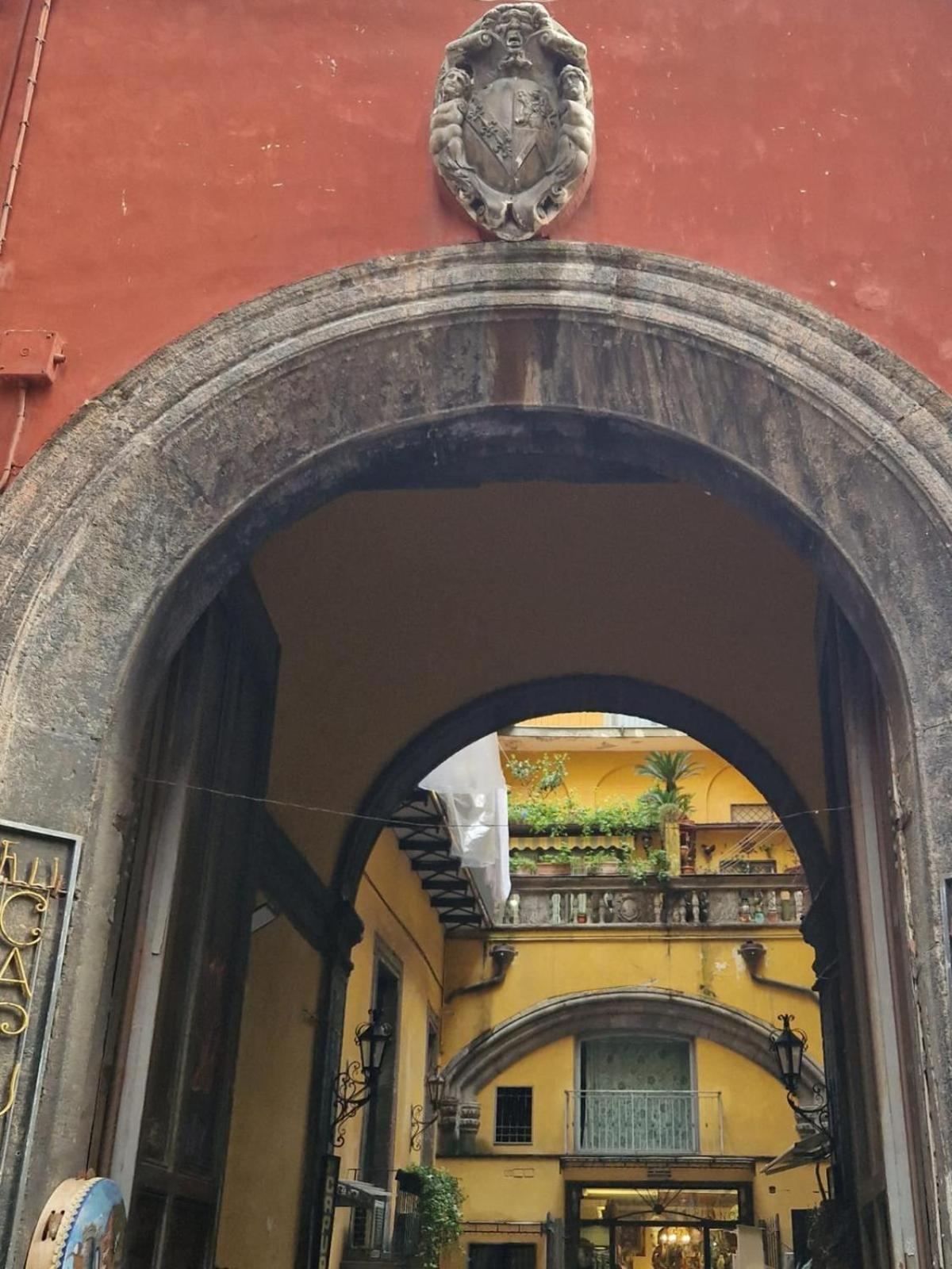 Apartamento La Dimora Nei Presepi In San Gregorio Nápoles Exterior foto